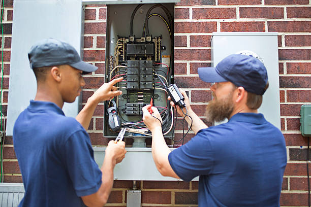 Best Electrical Outlet Installation and Repair  in Leavittsburg, OH